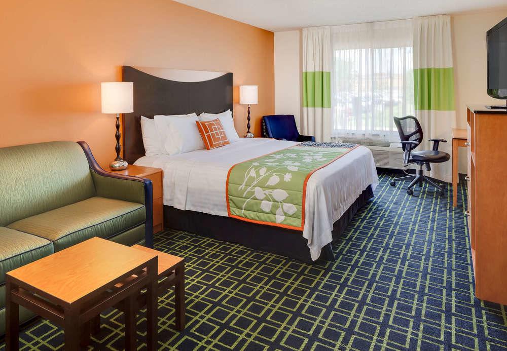 Fairfield Manhattan, Kansas Hotel Manhattan