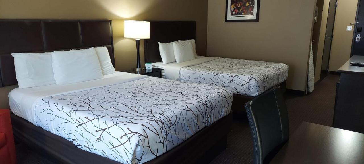 Parkwood & 3* Manhattan