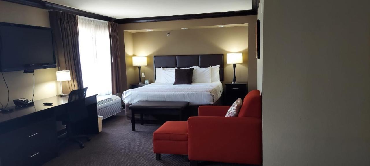 Hotel Parkwood &