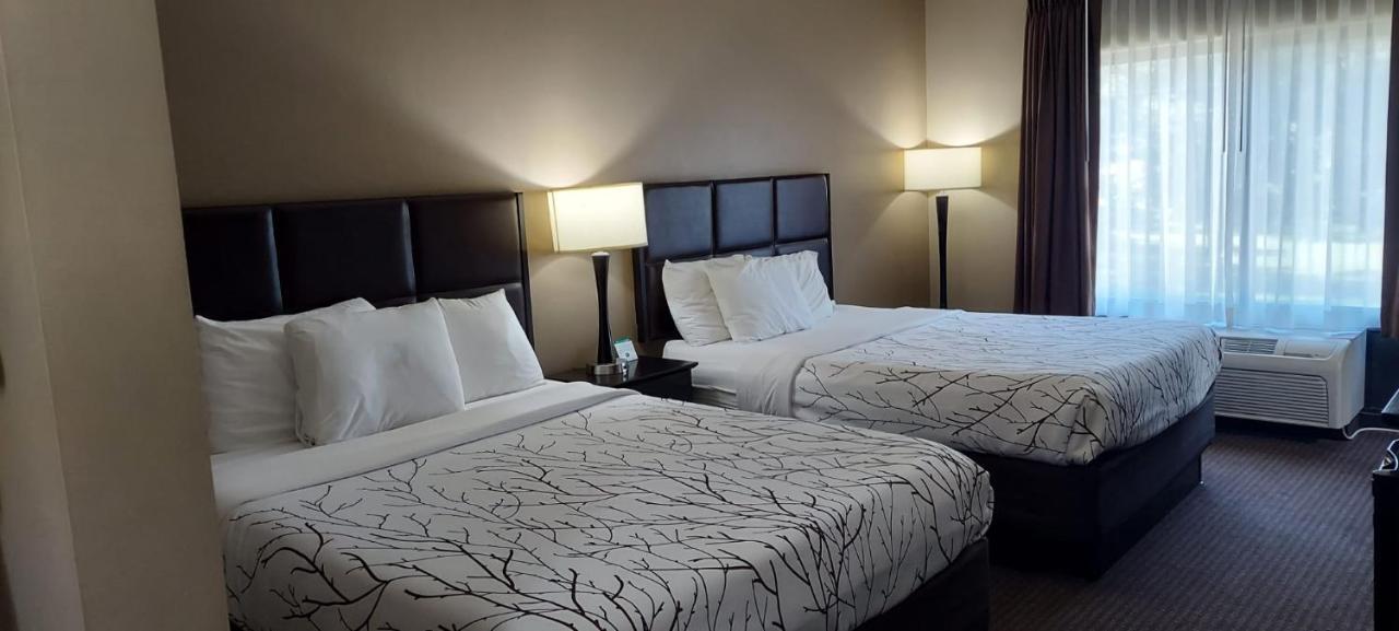 Hotel Parkwood &