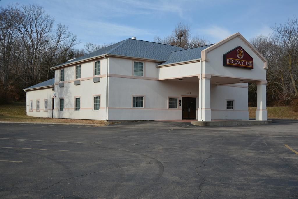 The Royal Inn - Manhattan Motel 2*