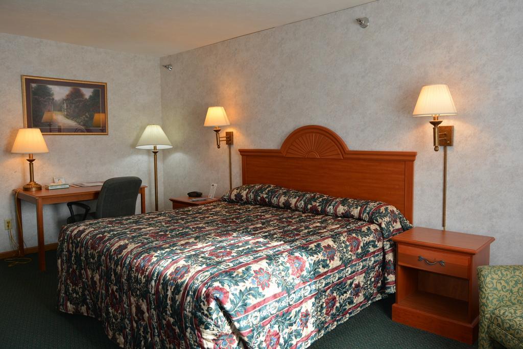 The Royal Inn - Manhattan Motel 2*