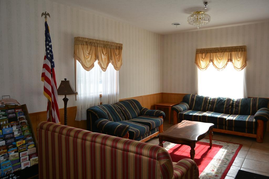 Motel The Royal Inn - Manhattan Manhattan