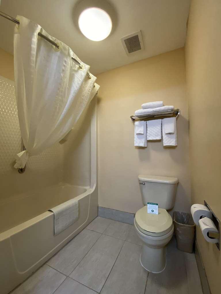 Western Hotel 2*