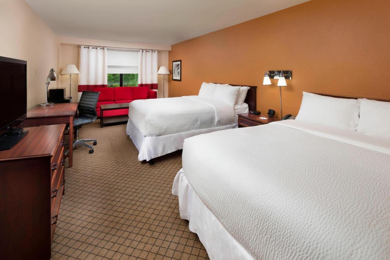 Hotel Doubletree By Hilton Manhattan, Ks Manhattan