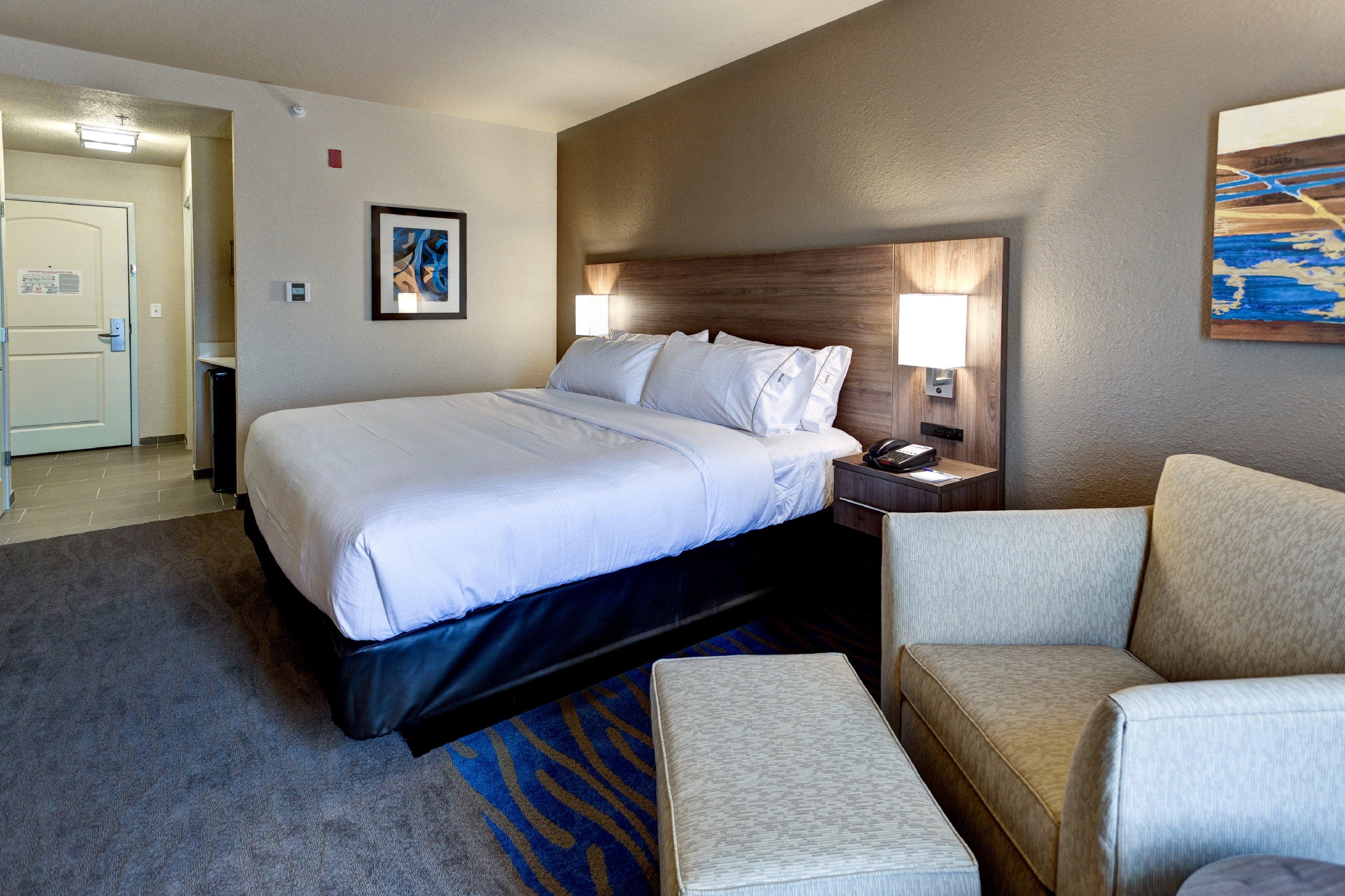 Hotel Express & By Ihg