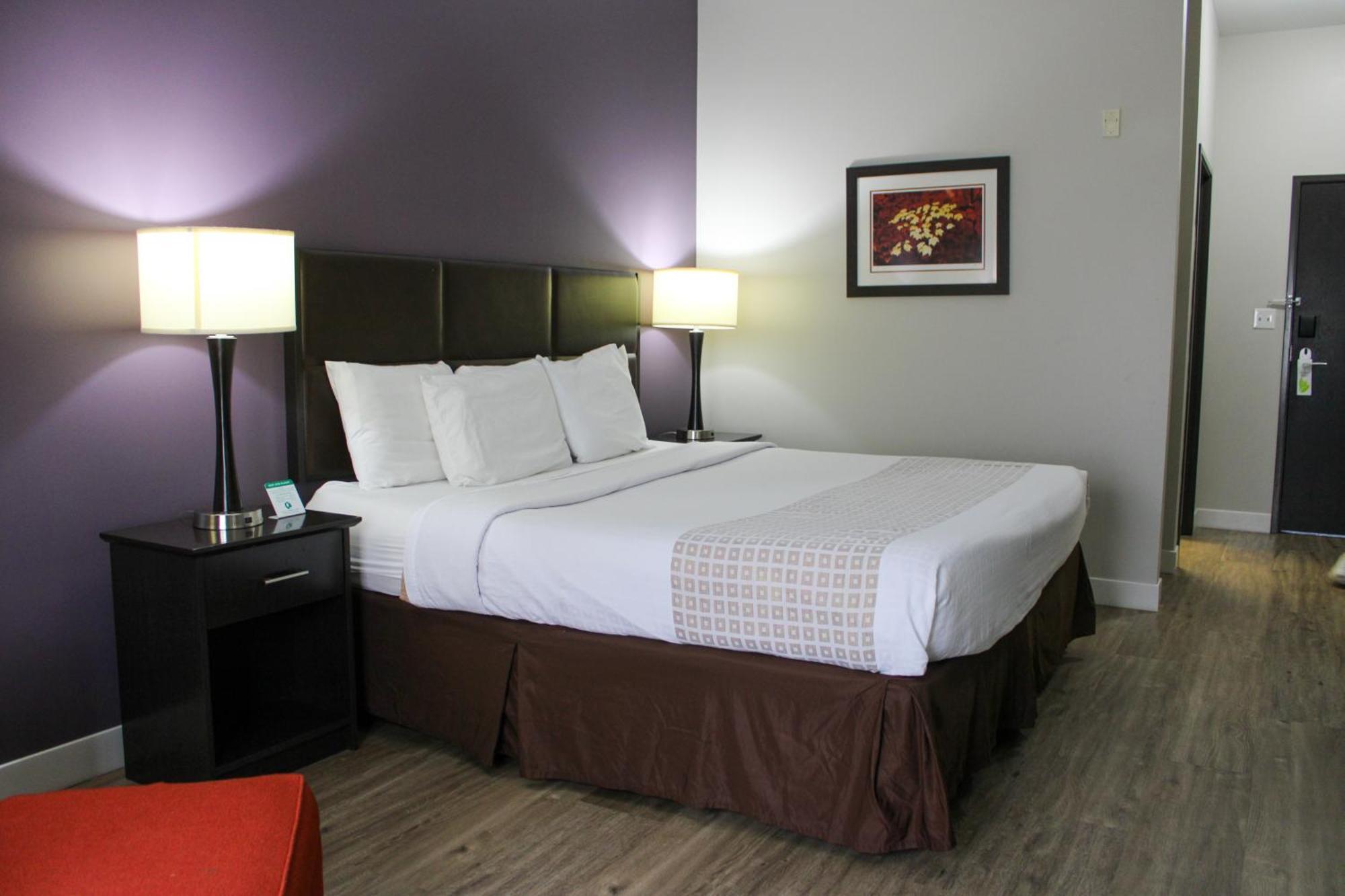 Parkwood & Hotel