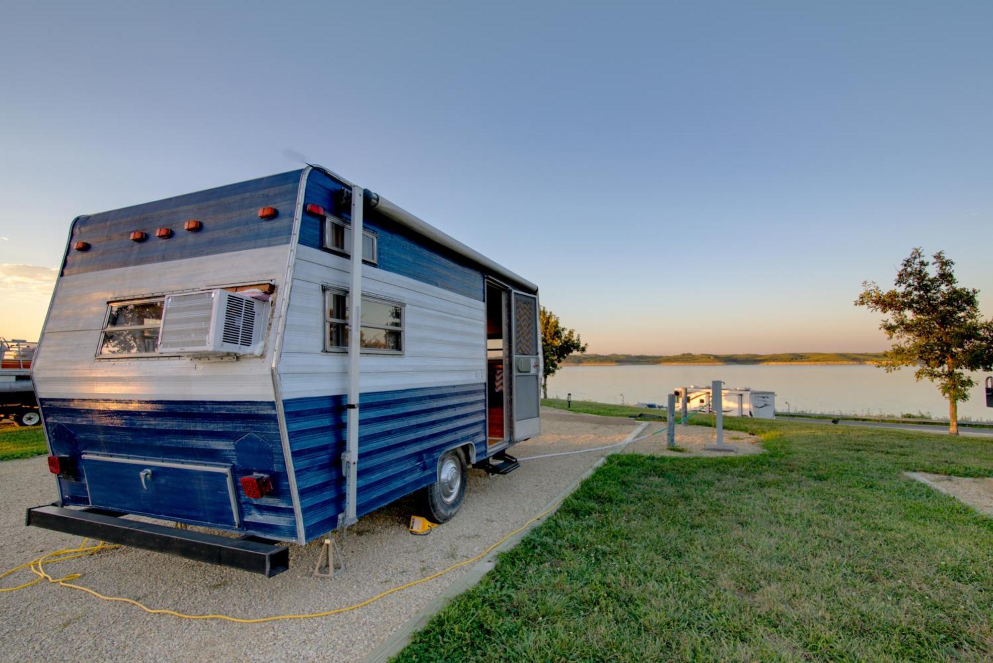 Little Apple Wander Camper Campsite Manhattan