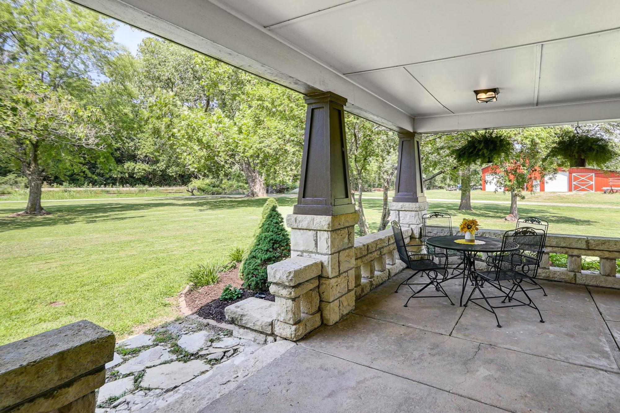 Pet-friendly Grill And Fire Pit In