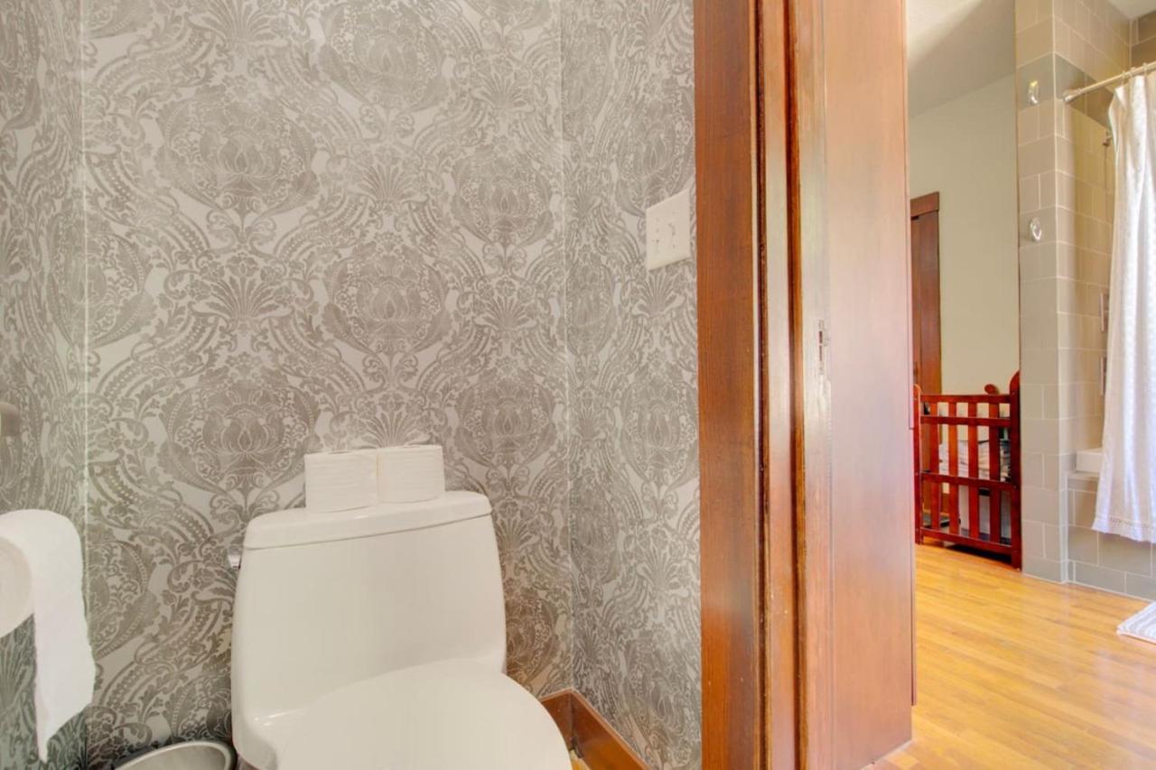 The Charming 2bd 1bth Manhattan