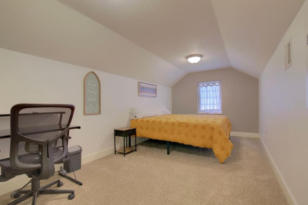 The Matterhorn Cozy Quiet 4 Bedroom Family *