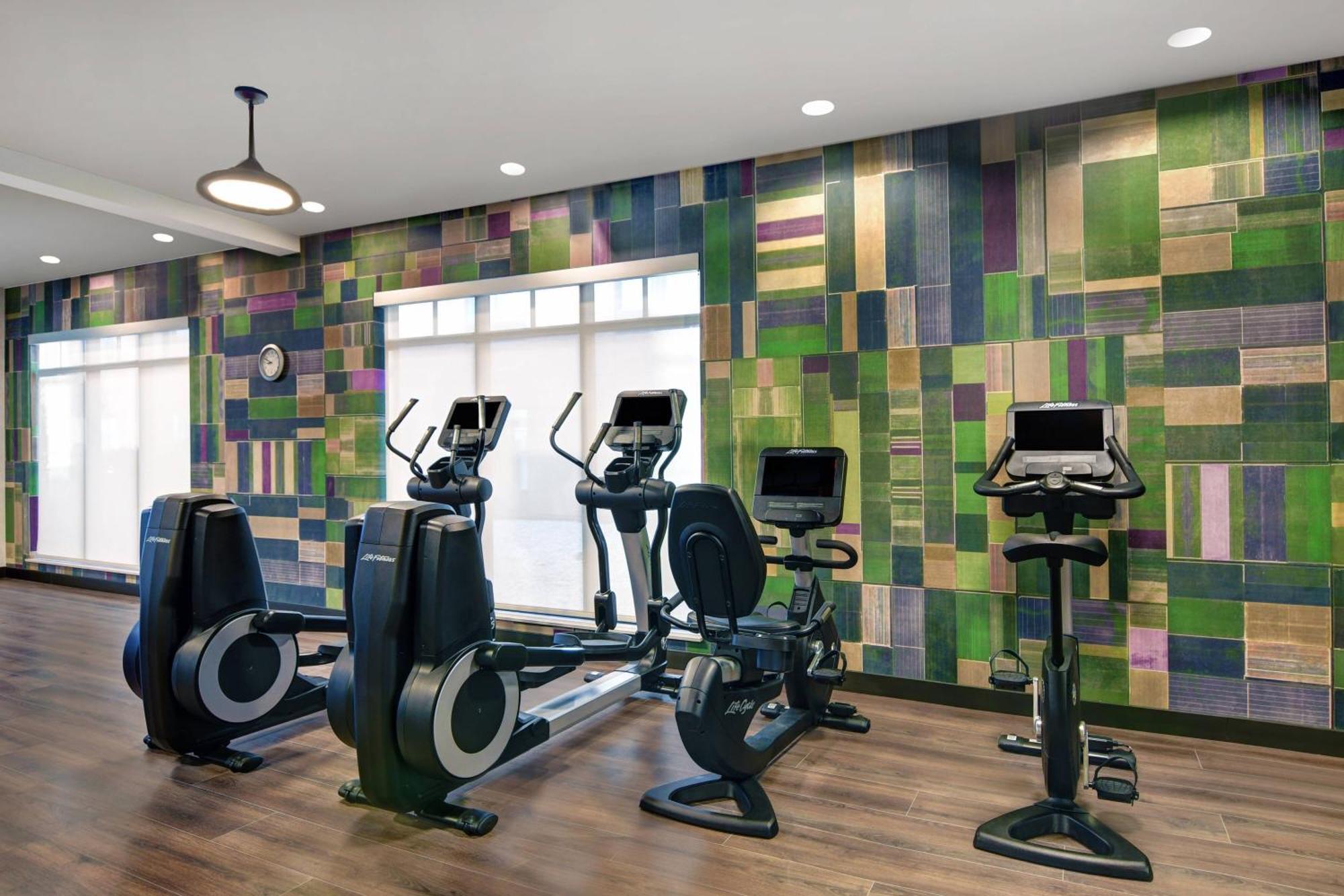 Courtyard By Marriott Aggieville
