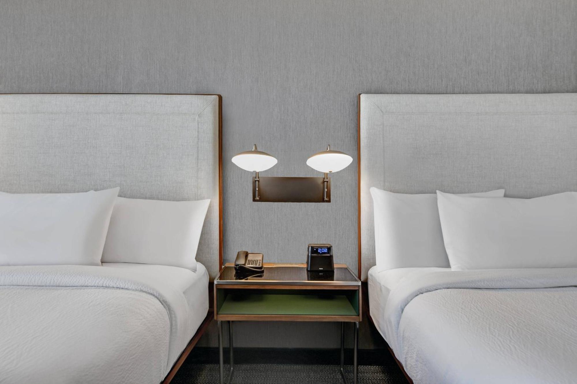 Hotel Courtyard By Marriott Aggieville 3*
