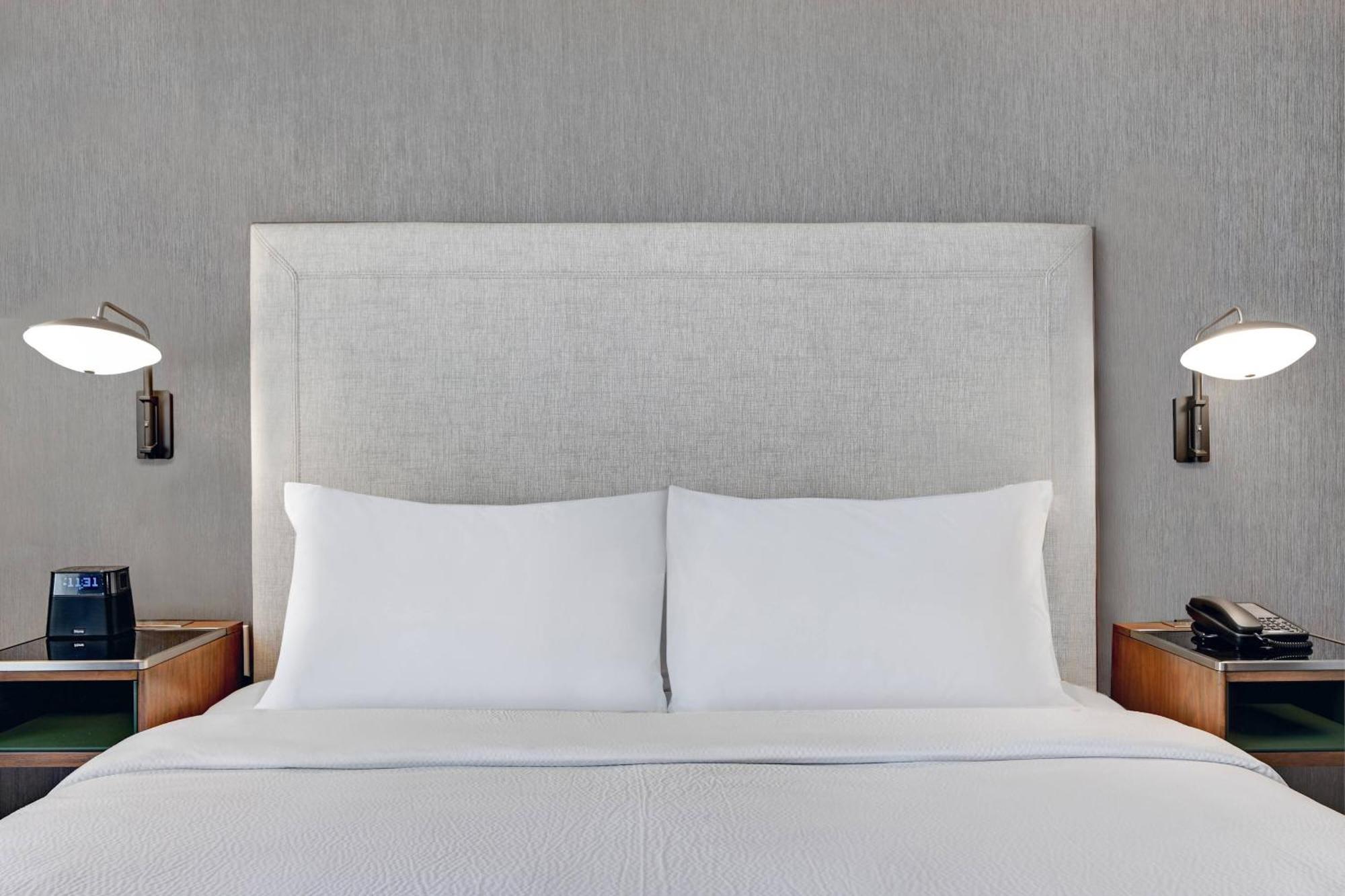 Courtyard By Marriott Aggieville 3*