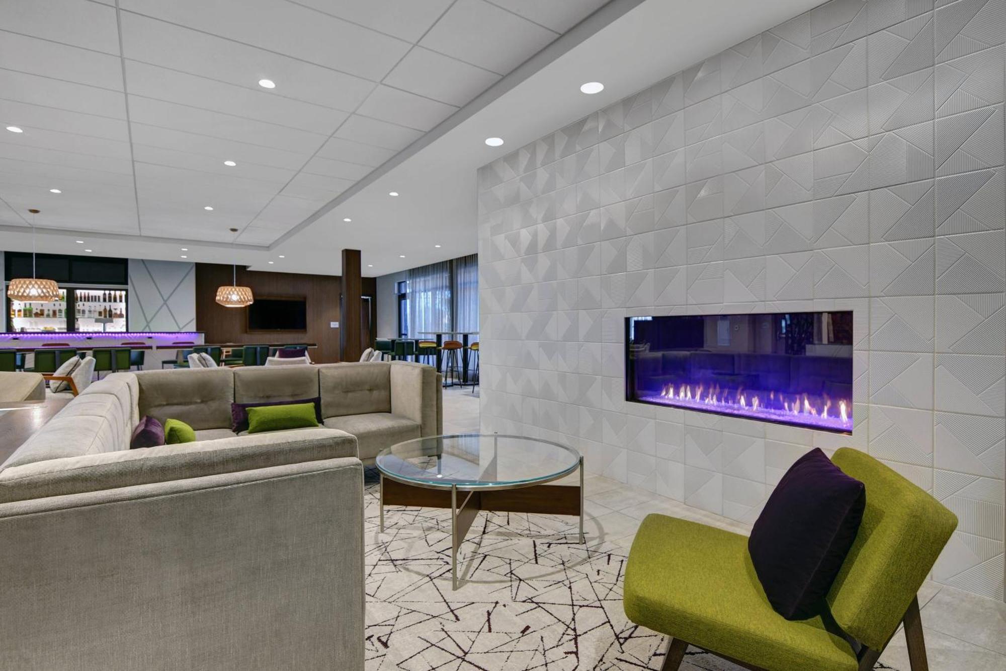 Courtyard By Marriott Aggieville Hotel Manhattan