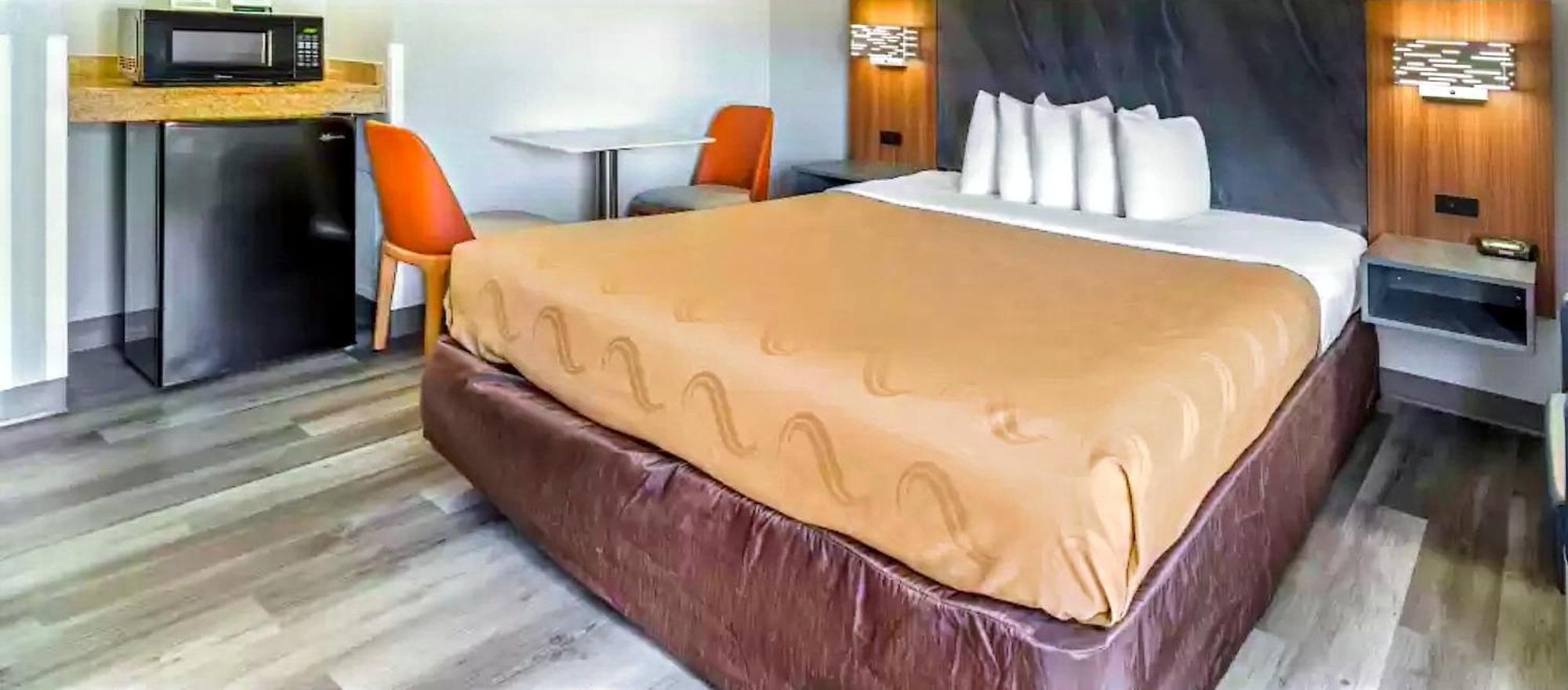 Quality & Hotel 3*