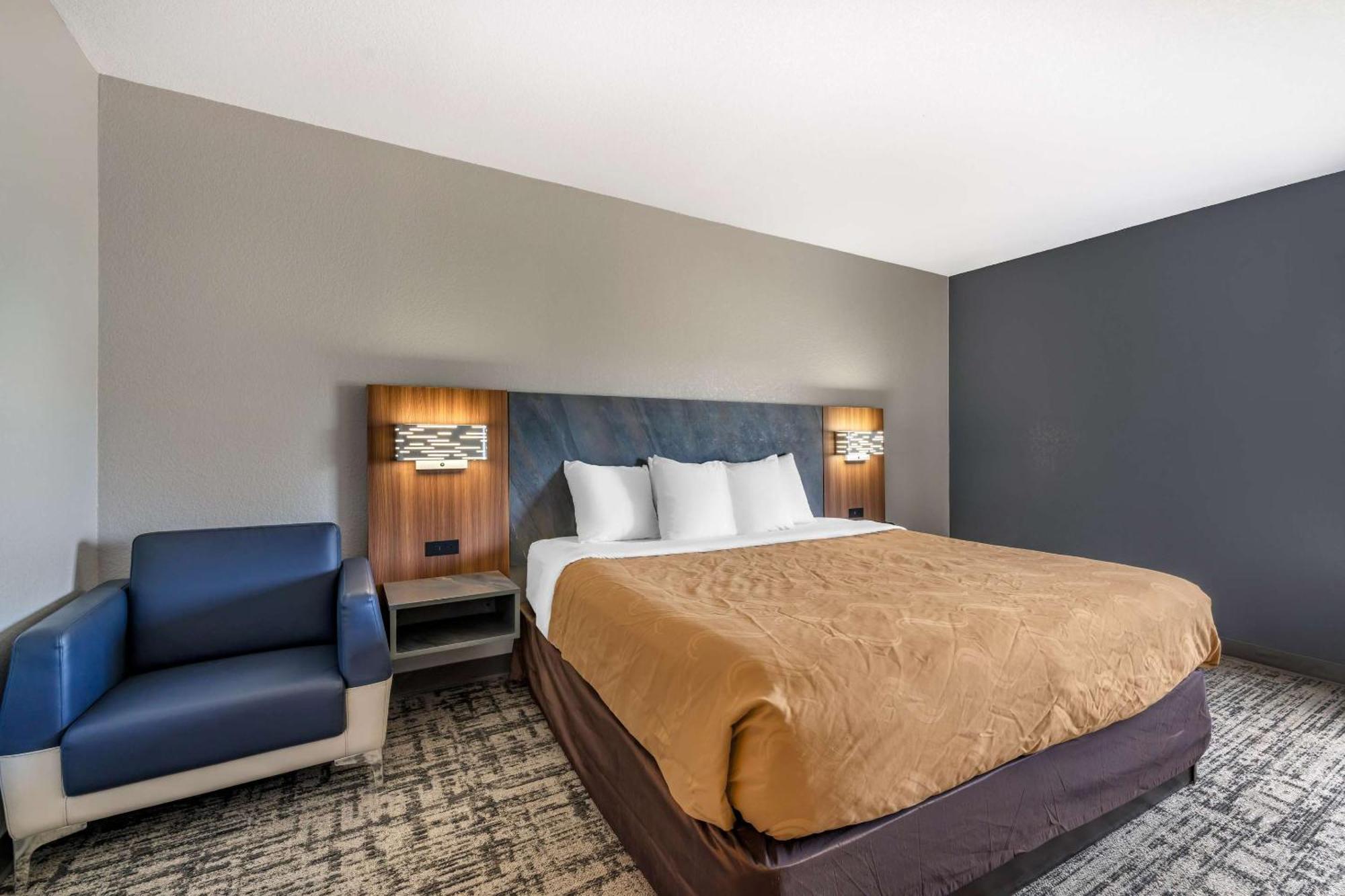 Quality & Hotel