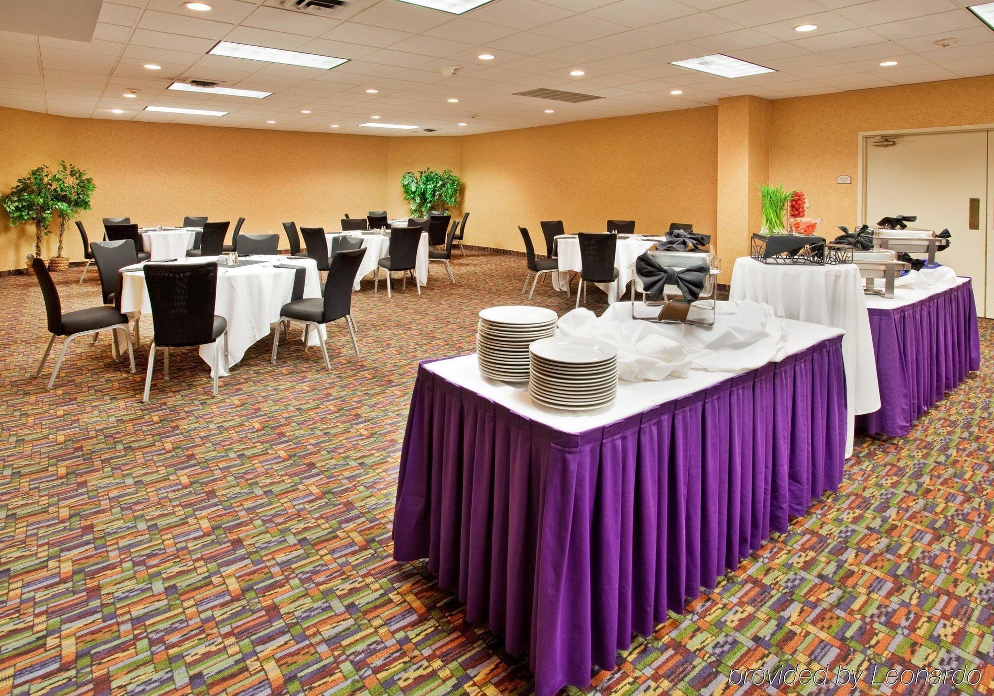 Hotel At The Campus By Ihg 3*