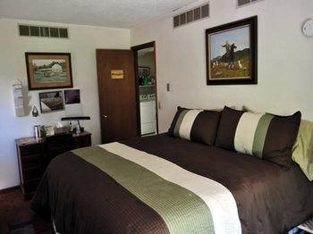 Hotel Lazy T Ranch