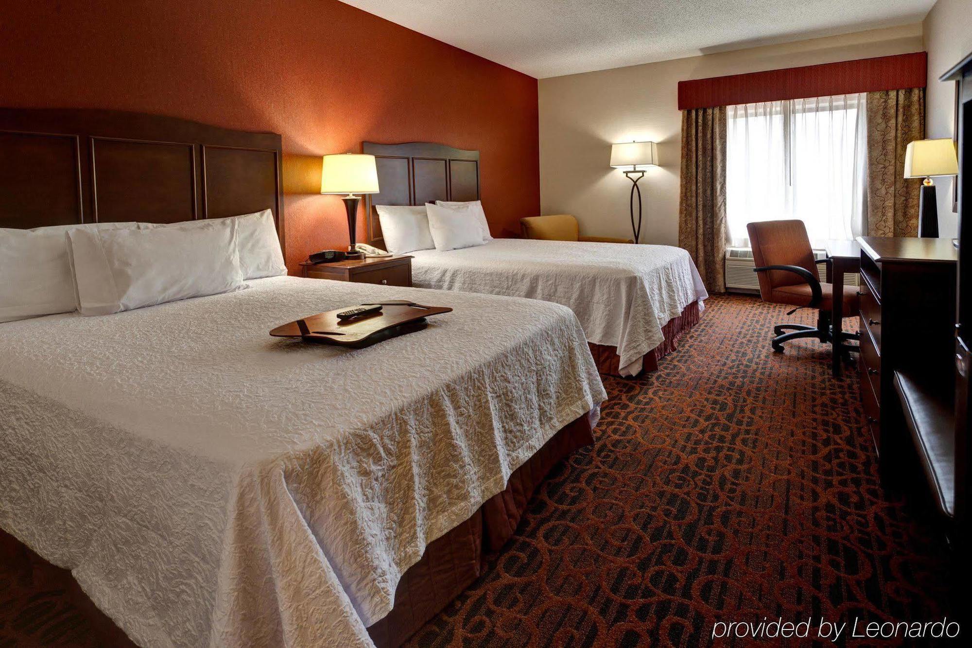 Hotel Hampton