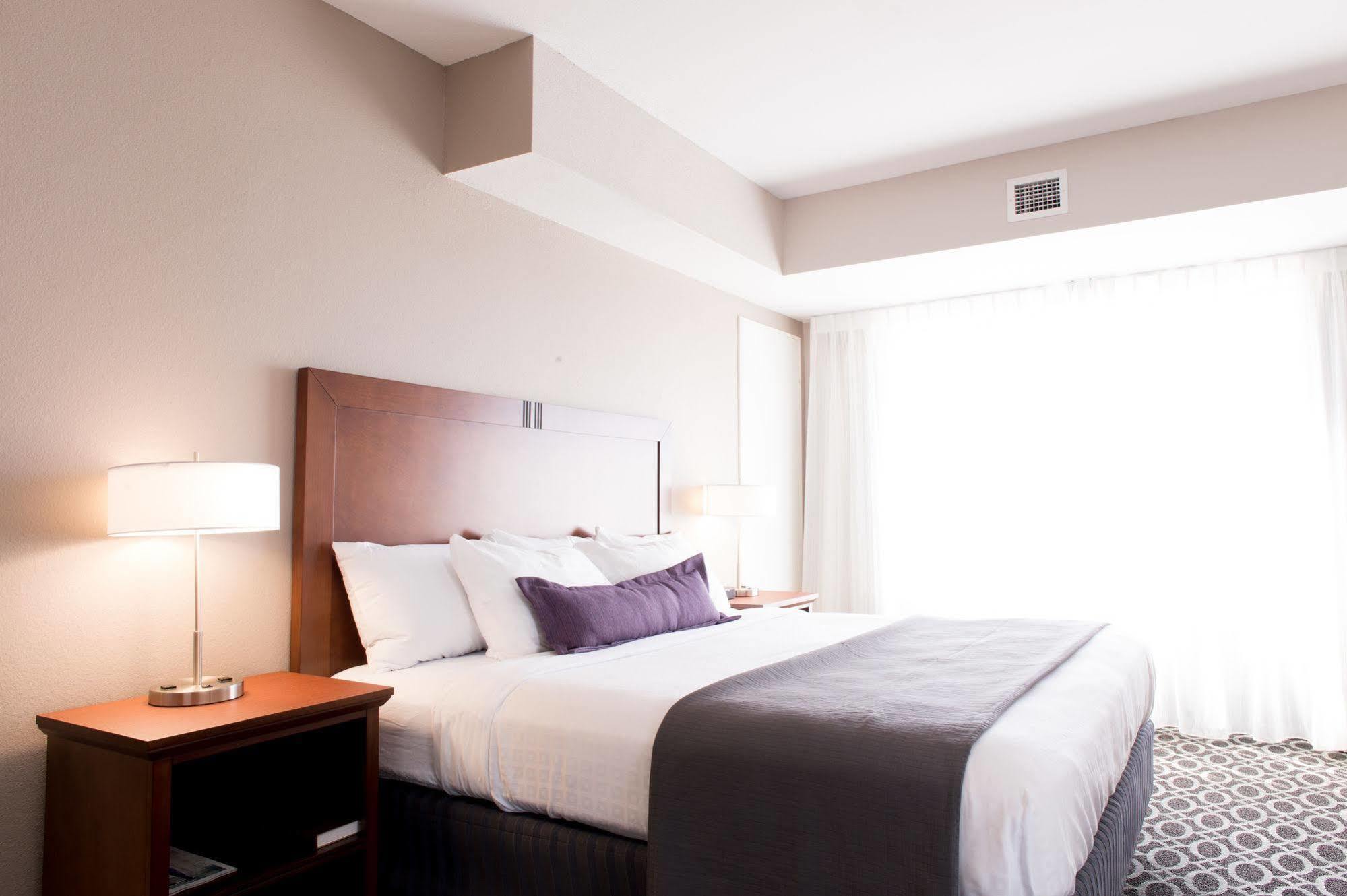 Bluemont 3*