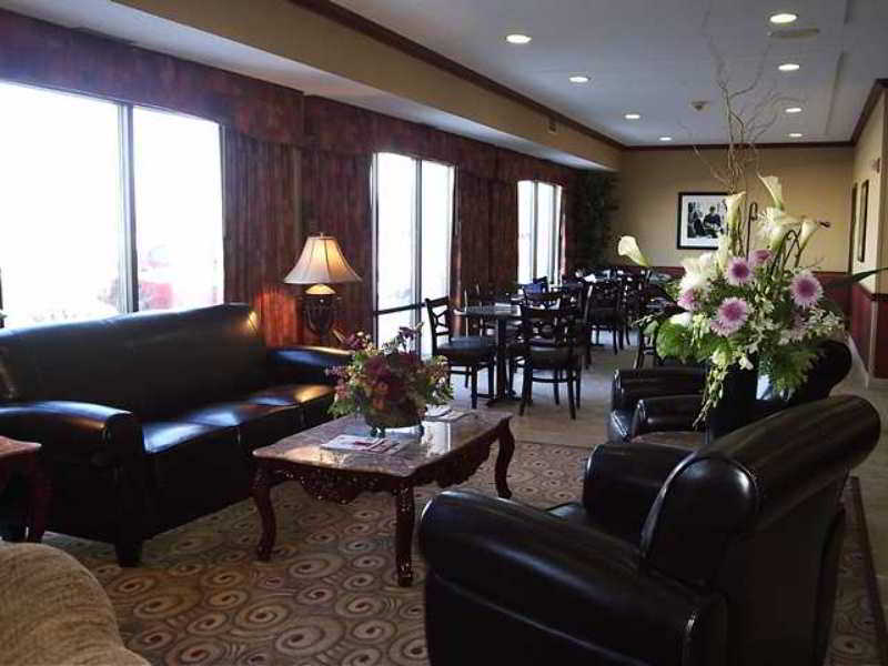 Hotel Hampton 2*