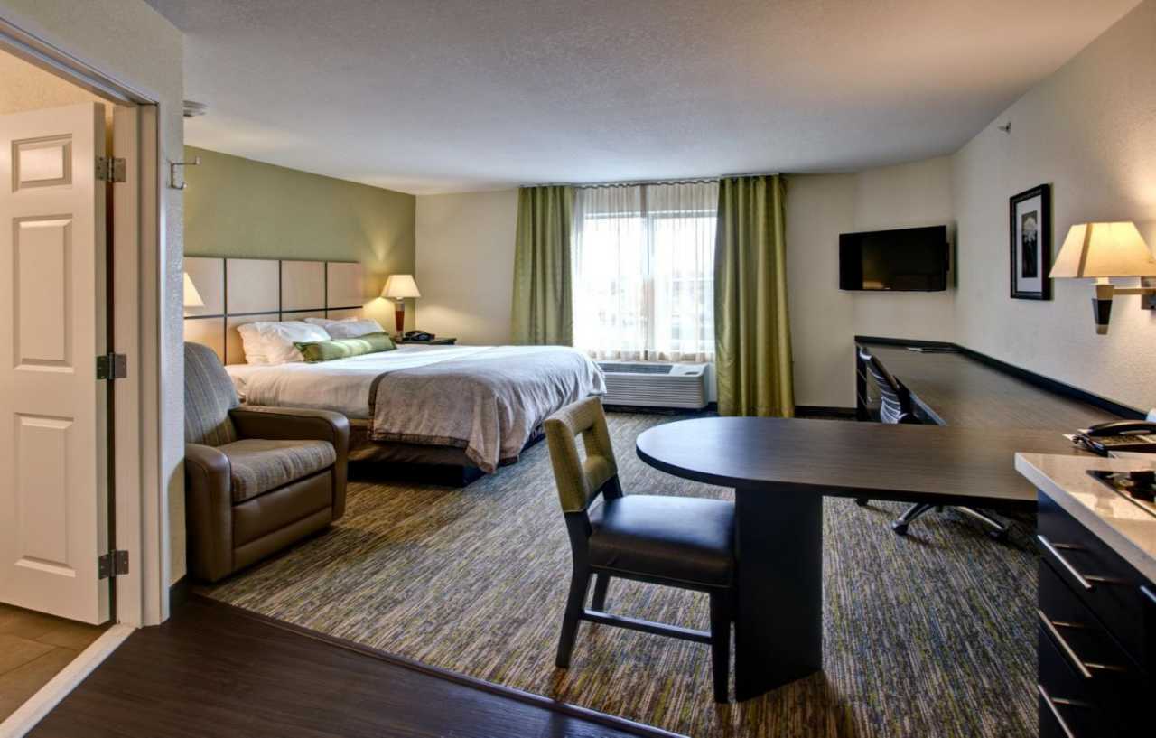 Candlewood By Ihg 3*