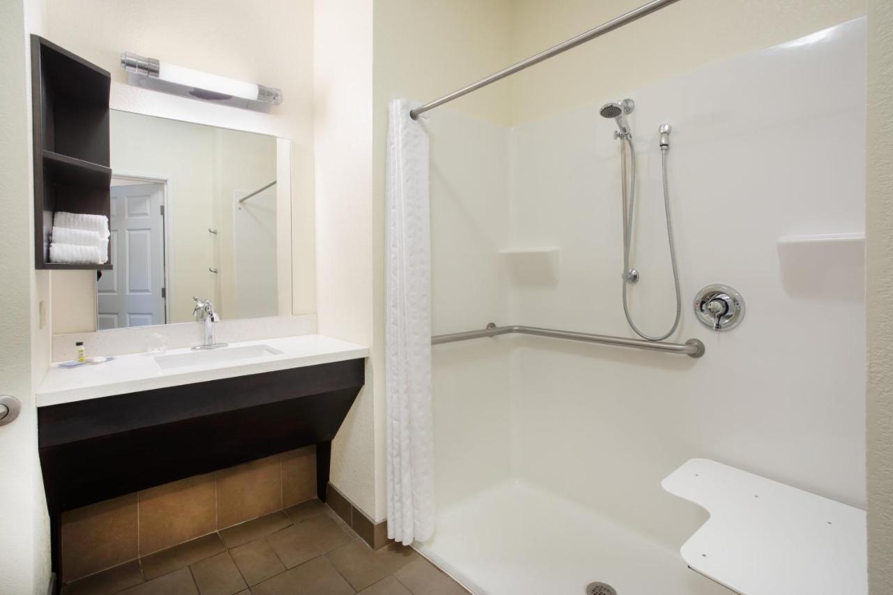 Candlewood By Ihg