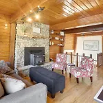 Secluded Retreat With Covered Patio And Sun Deck!
