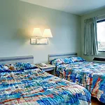 Motel 6 Manhattan Kansas