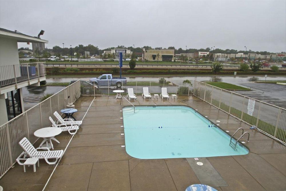 6 Kansas Hotel 2*