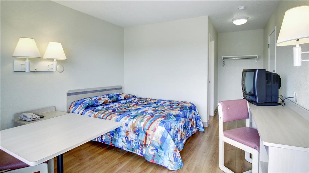 6 Kansas Hotel 2*