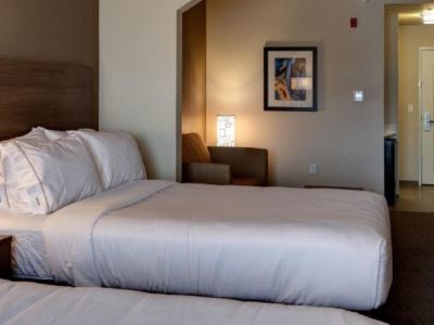 Hotel Express & By Ihg 2*