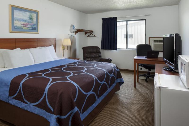 Motel Super 8 By Wyndham Ks 2*